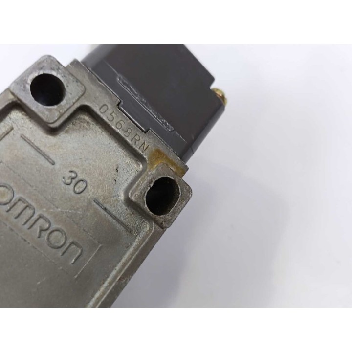 OMRON D4B-1111N