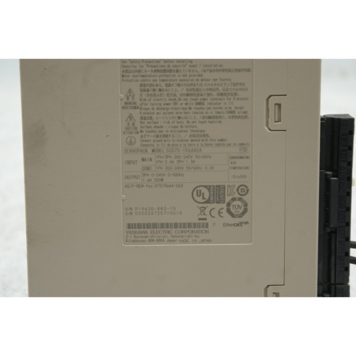 Yaskawa Electric YASKAWA SGDV-0SA01A SGD7S-1R6AA0A