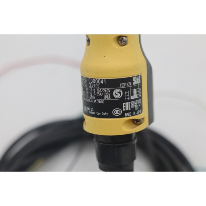 Omron Omron A4EG-C000041 Enabling Switch Device