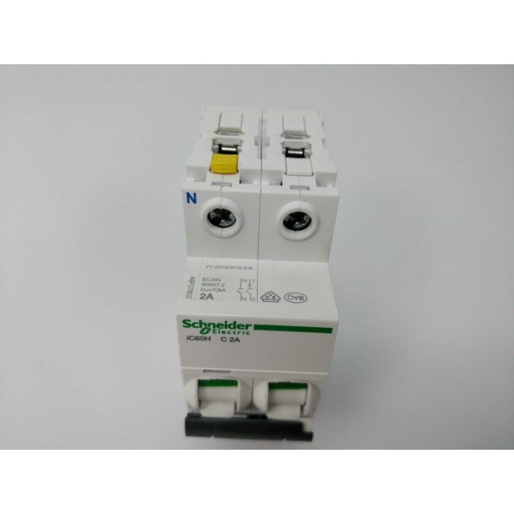 Schneider Electric Acti9 iC60H C 2A