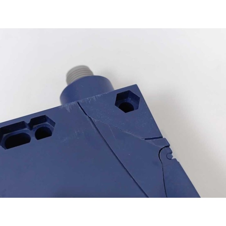 TELEMECANIQUE XUX9APANM12 TELEMECANIQUE XUX9APANM12