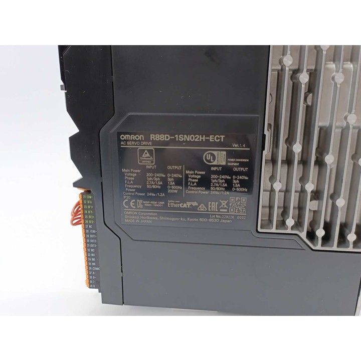 OMRON R88D-1SN02H-ECT