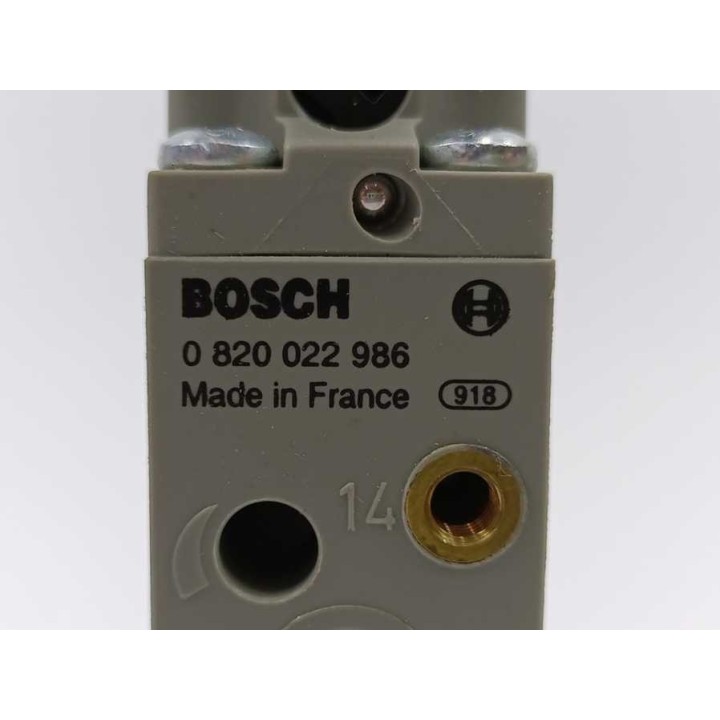 Bosch 0 820 022 986