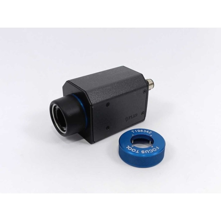 FLIR A65