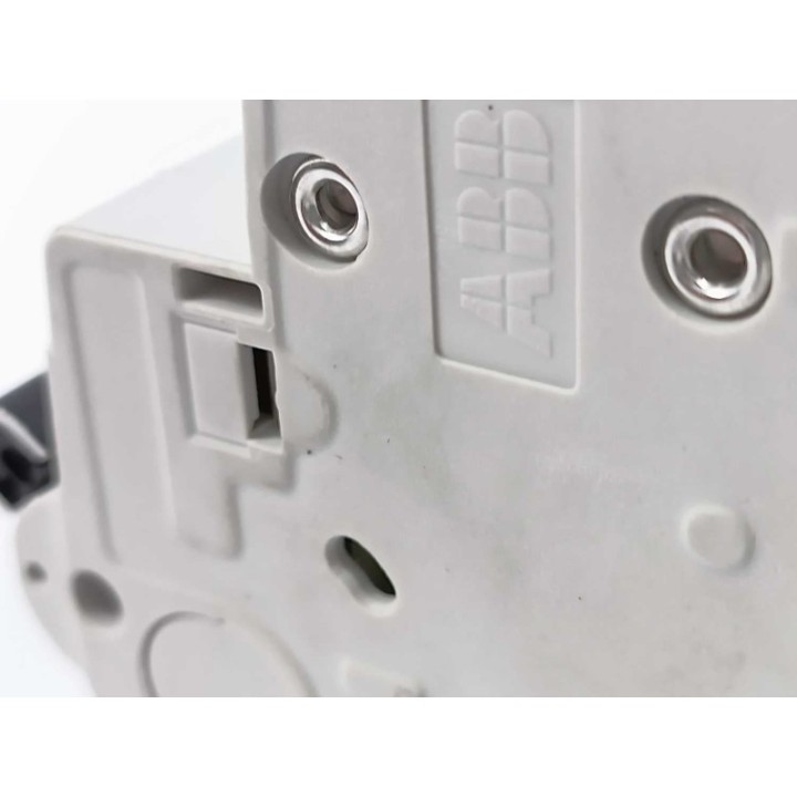 ABB 2CDS254001R0634