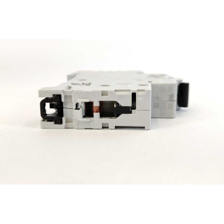 ABB 2CDS251001R0024