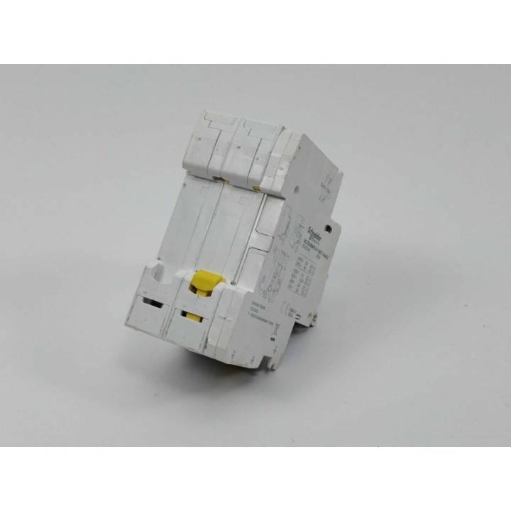 Schneider A9F04216