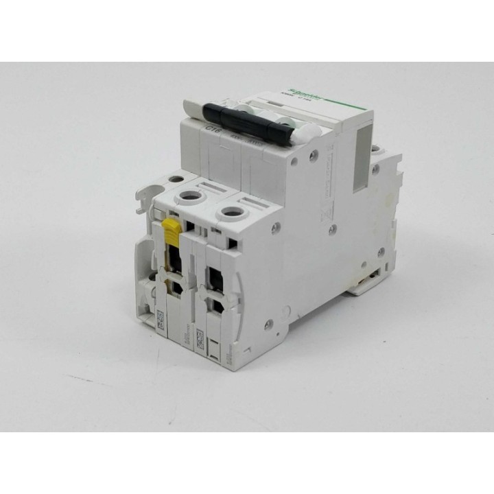 Schneider A9F04216