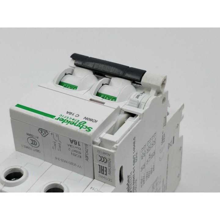 Schneider A9F04216