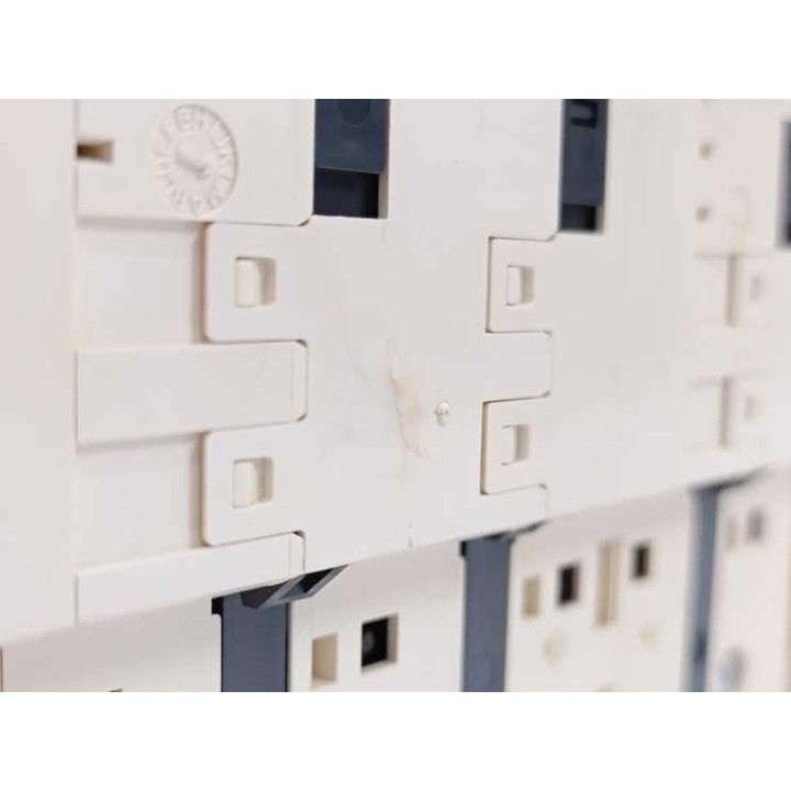 Schneider Electric TM258LD42DT4L