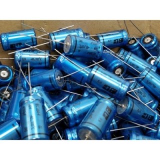 BC 4700uF 10V