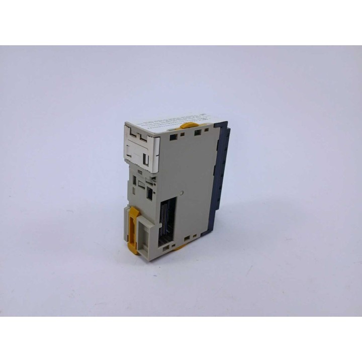 OMRON CJ1W-OD211