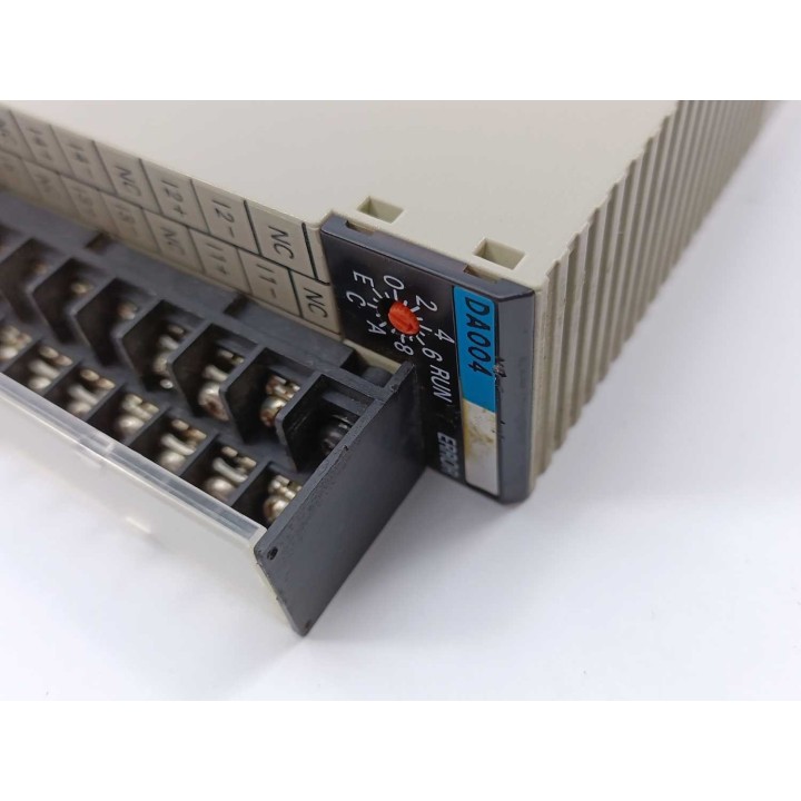 OMRON C200H-DA004