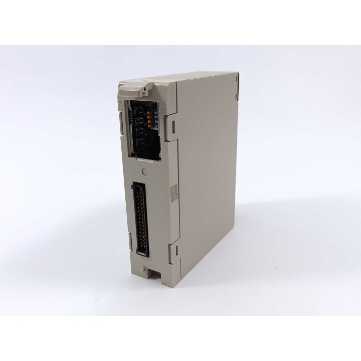 OMRON C200H-DA004
