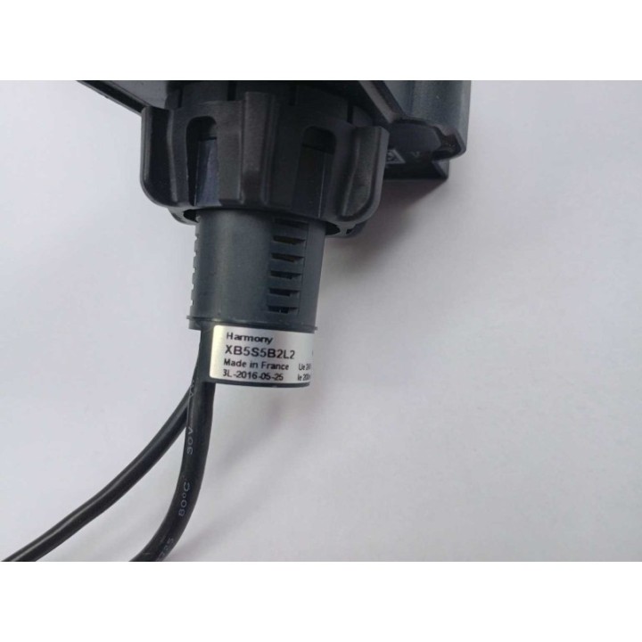 TELEMECANIQUE XB5S5B2L2 TELEMECANIQUE XB5S5B2L2