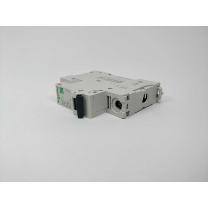 Schneider Electric M9F23104 Schneider Electric M9F23104