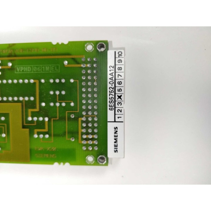 SIEMENS 6ES5752-0AA12 SIEMENS 6ES5752-0AA12