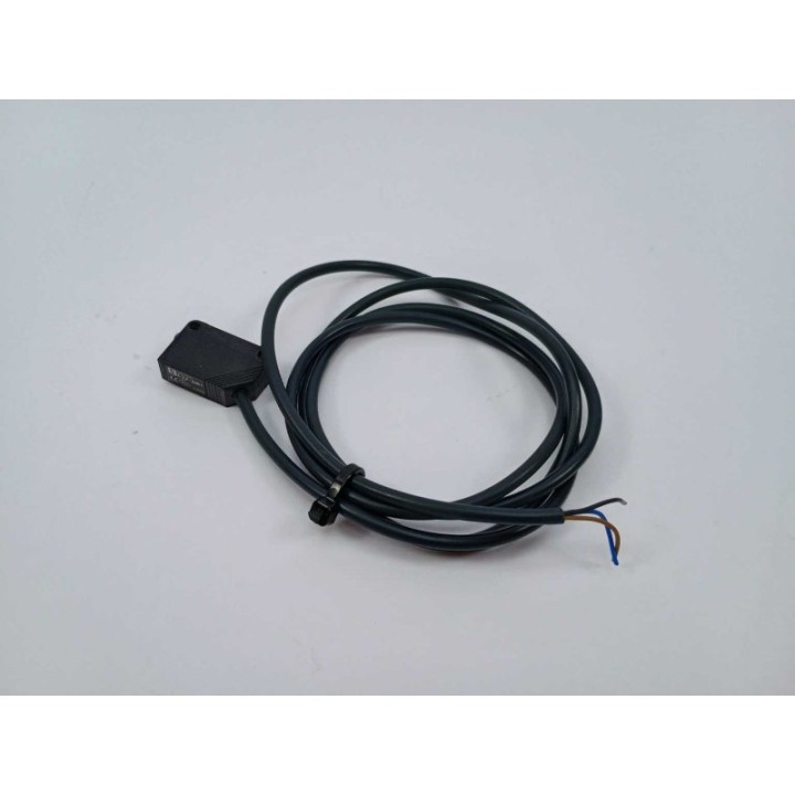 OMRON E3Z-D81 OMRON E3Z-D81