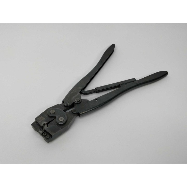 AMP 220149-1 AMP 220149-1