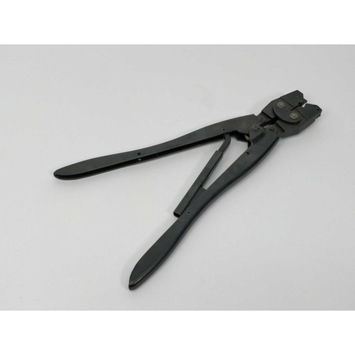AMP 220149-1 AMP 220149-1