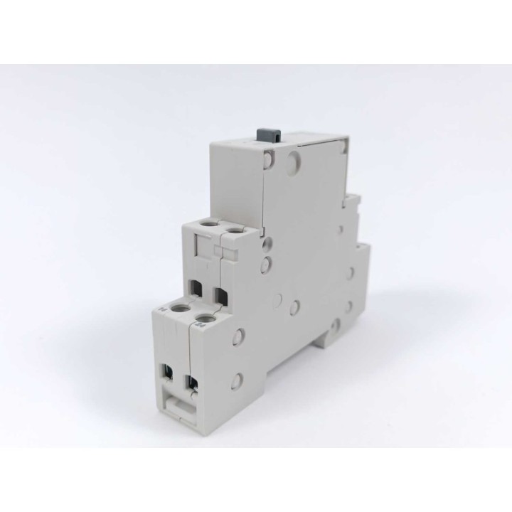 Siemens 5TT4 202-0 Siemens 5TT4 202-0