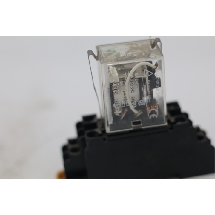 Omron Omron MY2N-D2 + gniazdo 0233EW2 Omron Omron MY2N-D2 + gniazdo 0233EW2