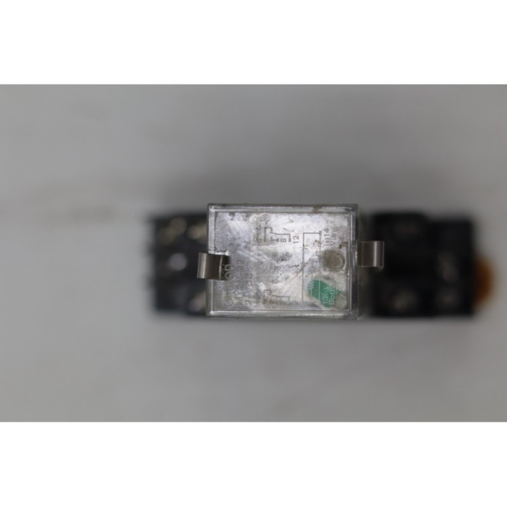 Omron Omron MY2N-D2 + gniazdo 0233EW2 Omron Omron MY2N-D2 + gniazdo 0233EW2