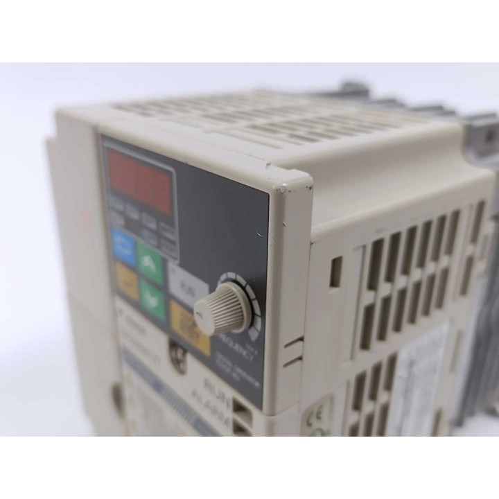 OMRON CIMR-V7AZ40P7