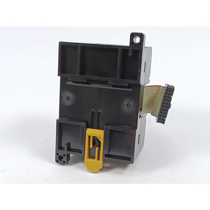 OMRON CP1W-8ER