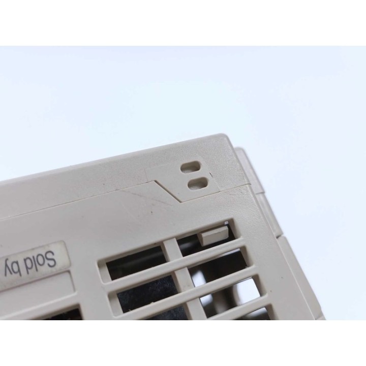 OMRON   YASKAWA CIMR-V7AZ40P4 OMRON   YASKAWA CIMR-V7AZ40P4