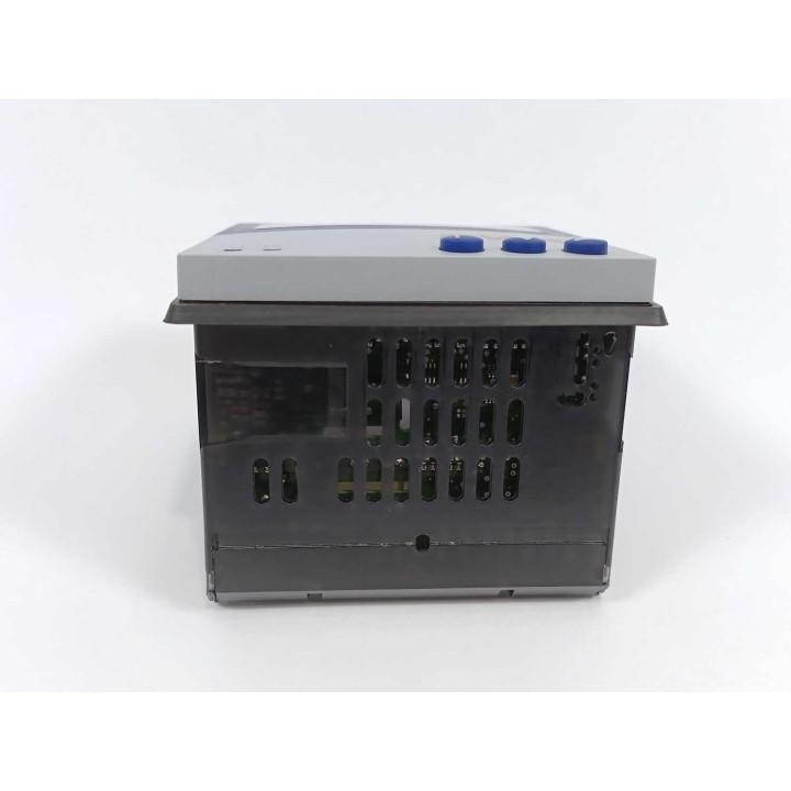  702044/99-999-000-23/210