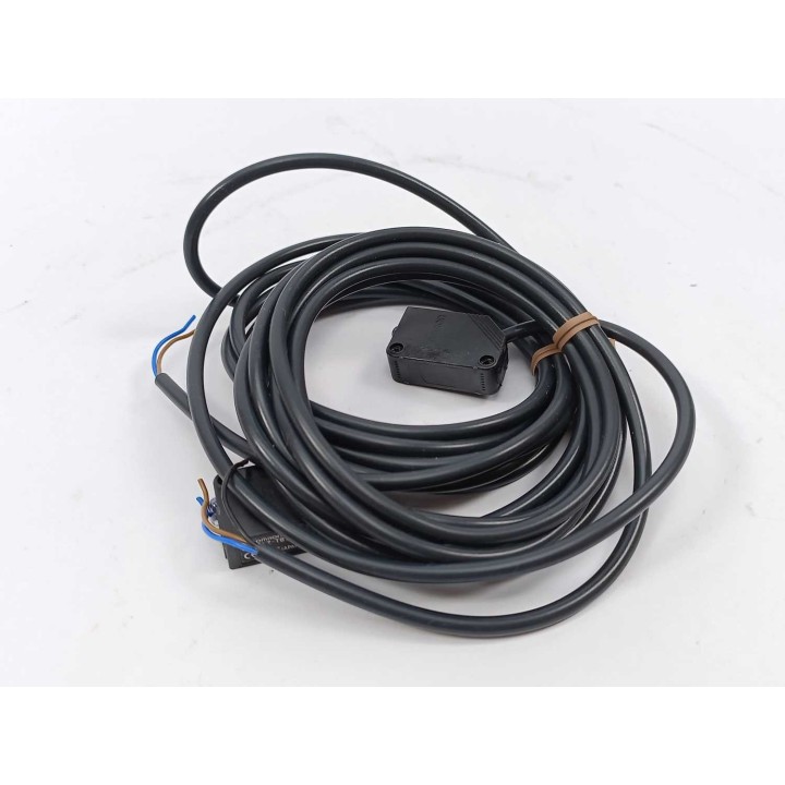 OMRON E3Z-T81