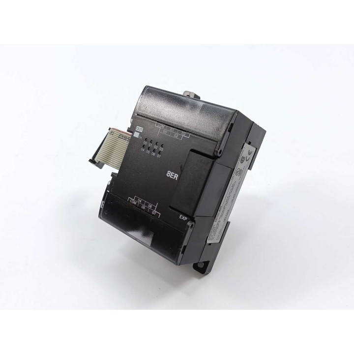 OMRON CP1W-8ER