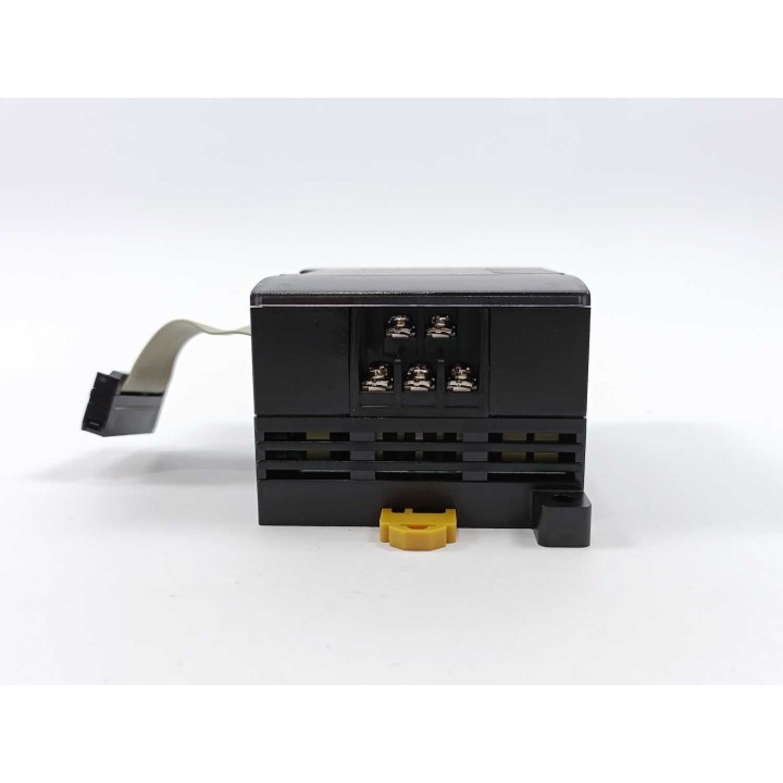 OMRON CP1W-8ER