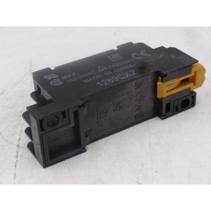 Omron Omron Corporation PYF08A-E Omron Omron Corporation PYF08A-E