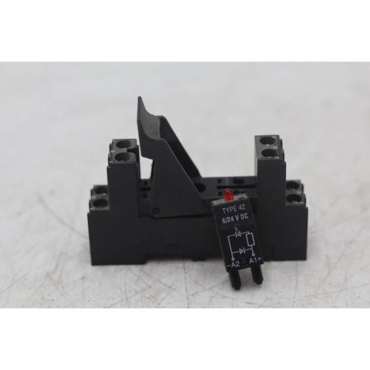 Inny Moduł Type 42 + Gniazdo ES50  E113714 Inny Moduł Type 42 + Gniazdo ES50  E113714