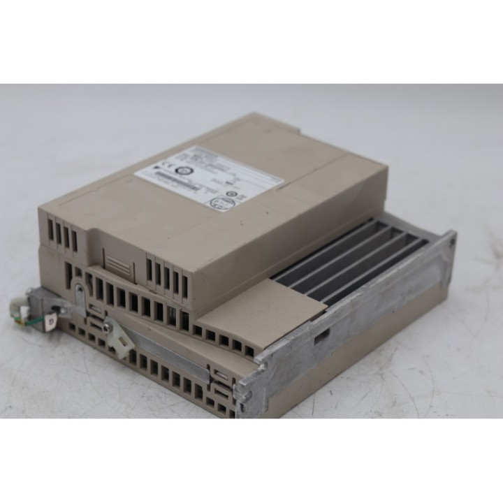 Yaskawa Electric YASKAWA SGDV-0SA01A SGD7S-1R6AA0A Yaskawa Electric YASKAWA SGDV-0SA01A SGD7S-1R6AA0A