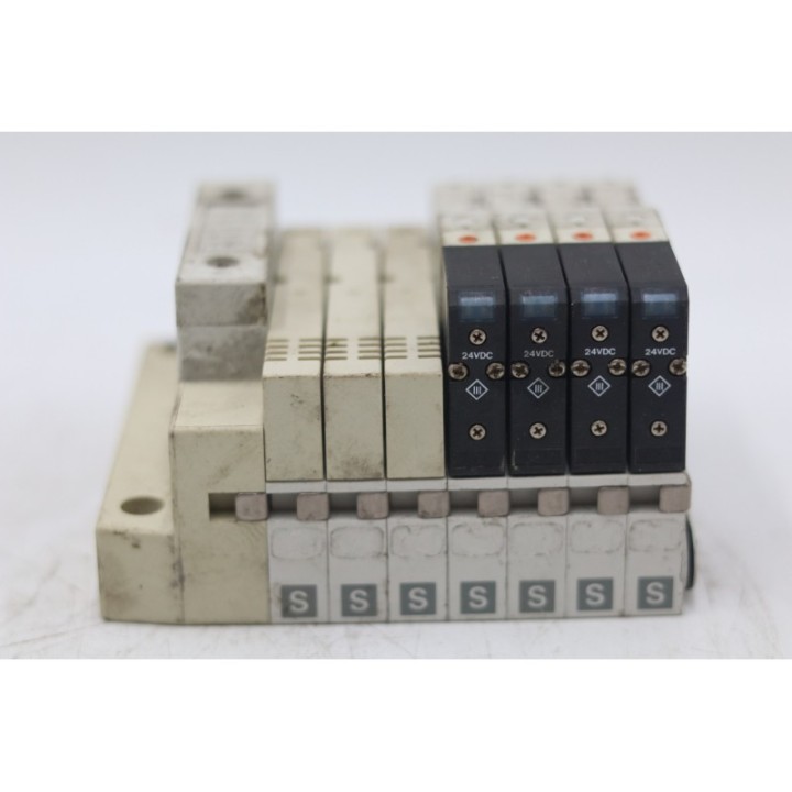 SMC SMC SV1100R-5FU Zawory Elektromagnetyczne SMC SMC SV1100R-5FU Zawory Elektromagnetyczne