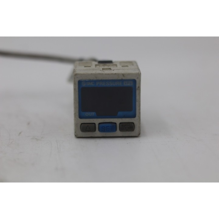 SMC SMC Pressure Switch ZSE30-01-65-M SMC SMC Pressure Switch ZSE30-01-65-M