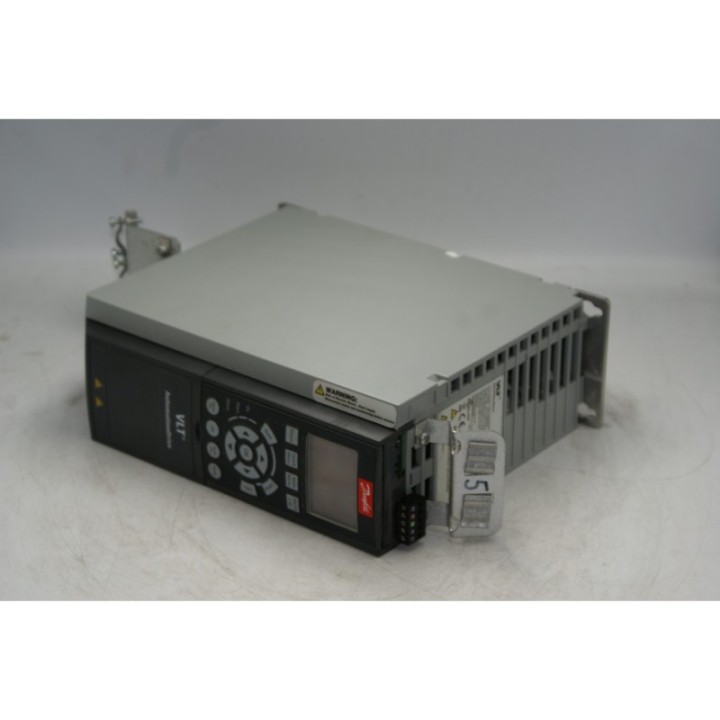 DANFOSS Danfoss VLT FC-302PK75T5E20H1B SA0BXCDX