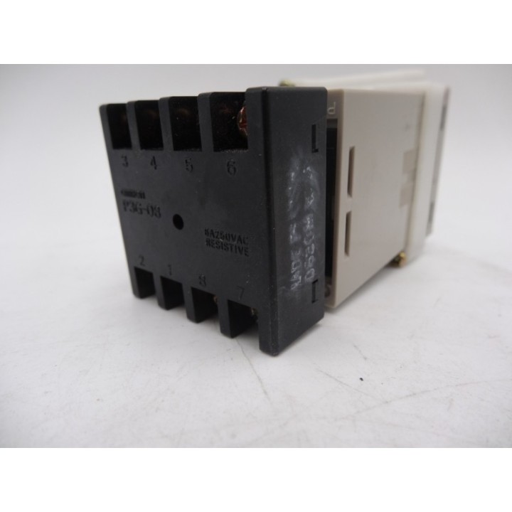 Omron Omron H3CA-8H TIMER + P3G-08 Gniazdo