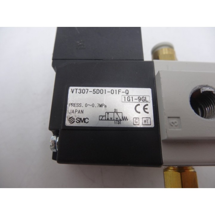 SMC SMC VT307-5D01-01F-Q DC24V