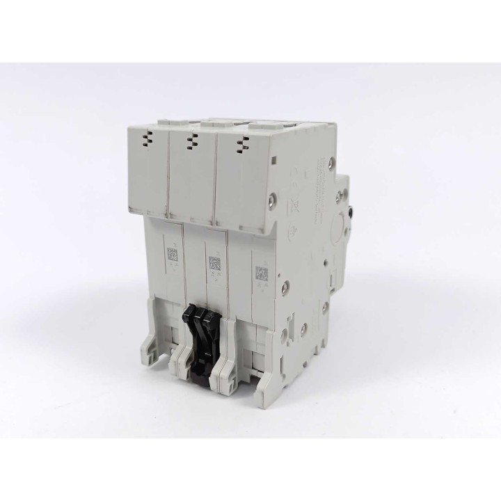 ABB 2CDS273001R0467