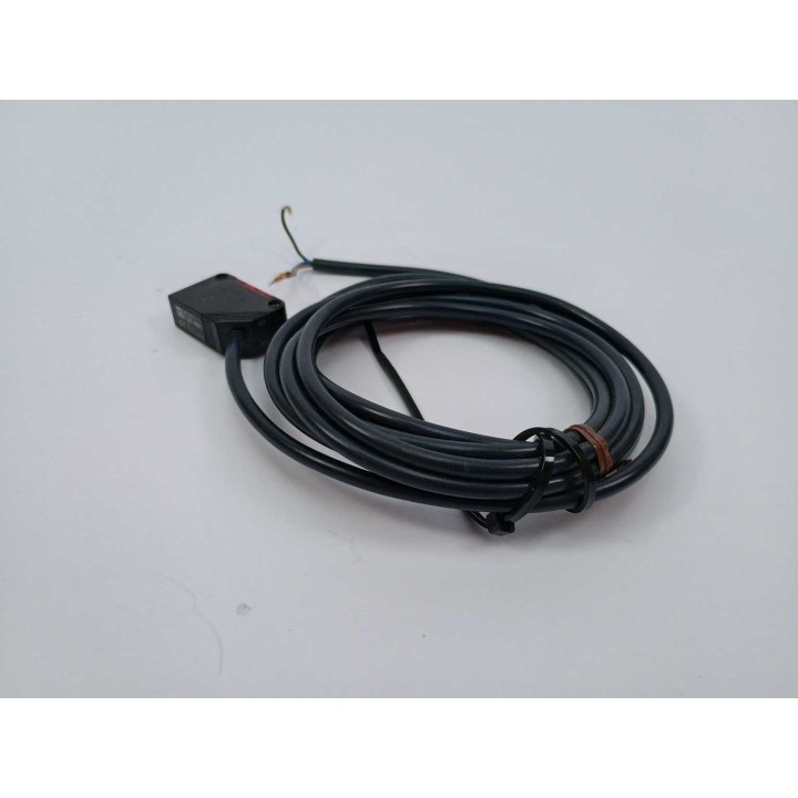 OMRON E3Z-R81