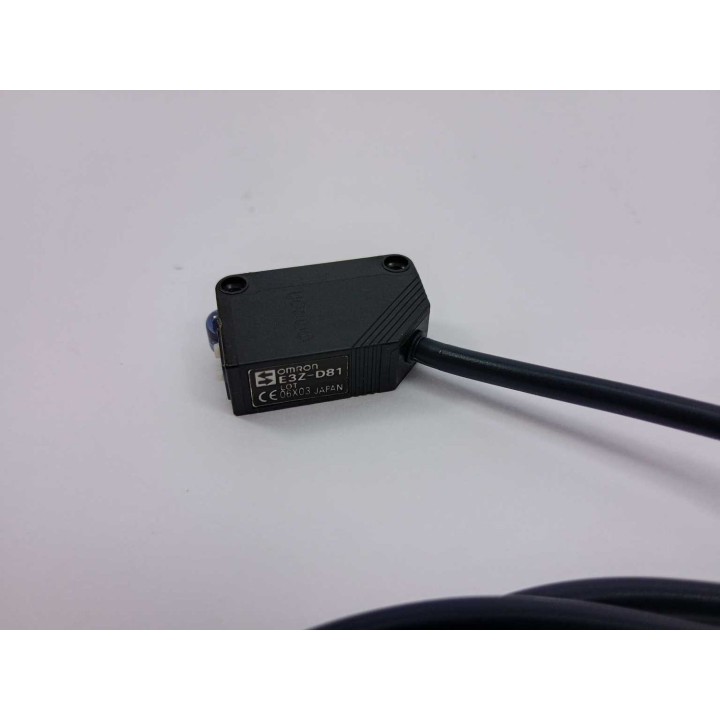 OMRON E3Z-D81