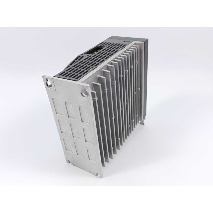 Siemens 6SL3210-5FE10-8UF0