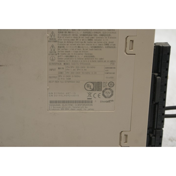 Yaskawa Electric YASKAWA SGDV-OSA01A SGD7S-R90AA0A