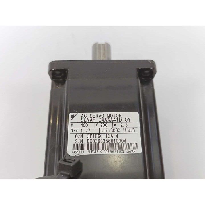 OMRON   YASKAWA SGMAH-04AAA41D-0Y