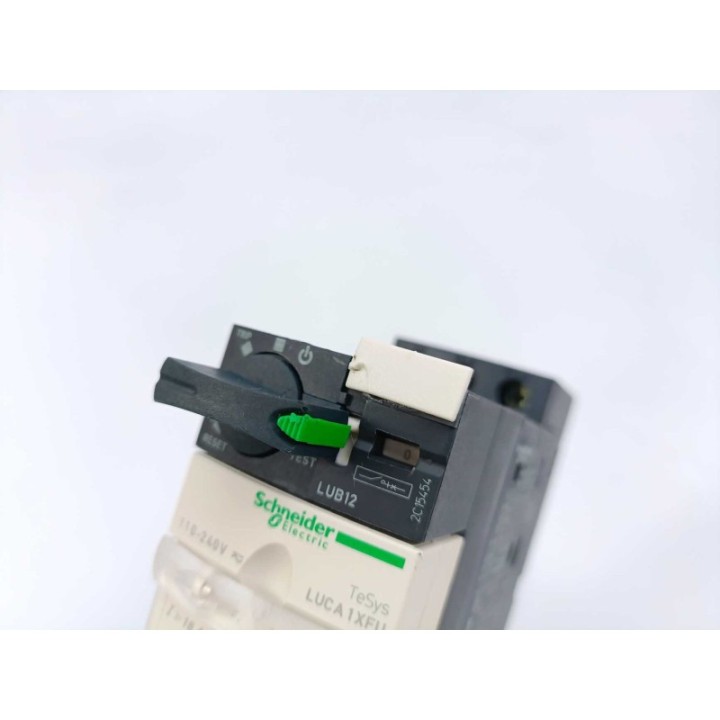 Schneider Electric LUCA1XFU