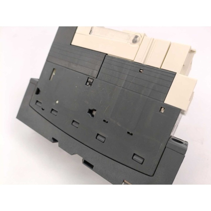 Schneider Electric LUCA1XFU